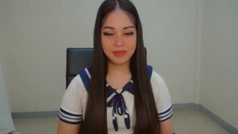 Snapshot of your_gwen22 chatting on December 2024 12:22:02 AM GWEN online show from December 2024 12:22:02 AM