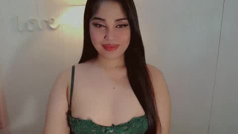 Snapshot of your_gwen22 chatting on November 2025 06:57:01 PM GWEN online show from November 2025 06:57:01 PM