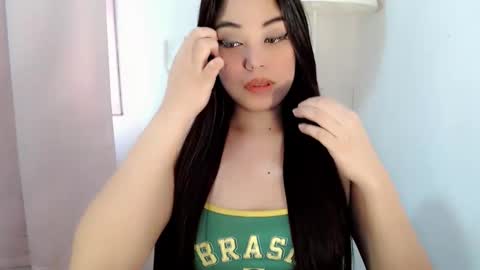 Snapshot of your_gwen22 chatting on March 2026 04:25:01 AM GWEN online show from March 2026 04:25:01 AM