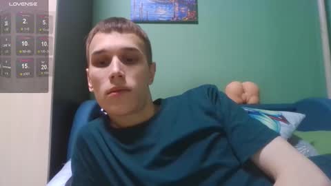 Snapshot of your_honeyy chatting on December 2025 01:49:02 PM Mark online show from December 2025 01:49:02 PM