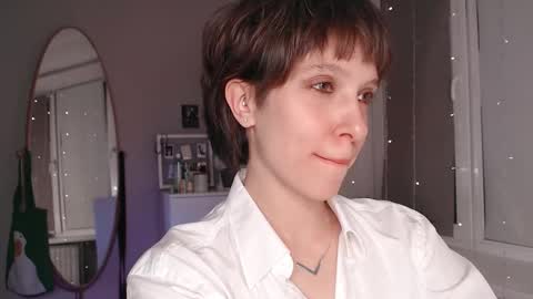 Alex and Kris long hair online show from November 2025 07:48:02 PM