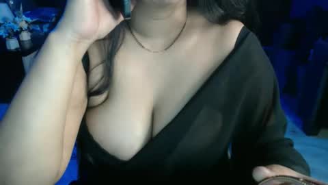 Snapshot of your_ishaa chatting on May 2026 06:15:02 PM Isha online show from May 2026 06:15:02 PM