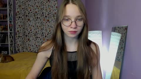 Leslie online show from January 2025 06:08:02 PM