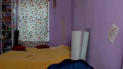 Leslie online show from September 2025 01:35:01 PM