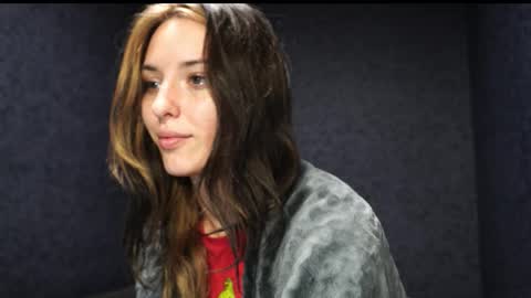 Meri  online show from November 2025 08:36:02 PM