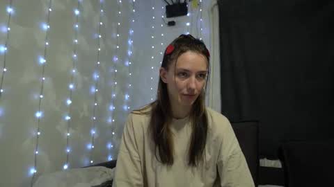 Meri  online show from February 2026 09:55:02 PM