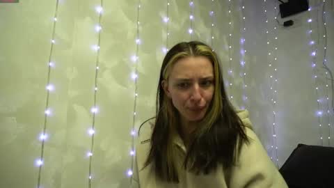 Snapshot of your_little_flexible_girl chatting on April 2026 07:52:01 PM Meri online show from April 2026 07:52:01 PM