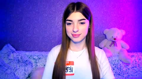 Zarina online show from December 2024 01:38:02 PM