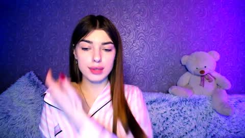 Zarina online show from January 2025 10:58:02 PM