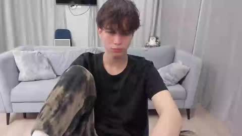 your_shy_guy online show from January 2025 02:28:02 PM