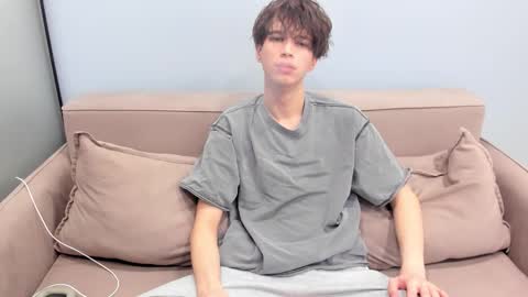 your_shy_guy online show from February 2026 06:36:01 PM