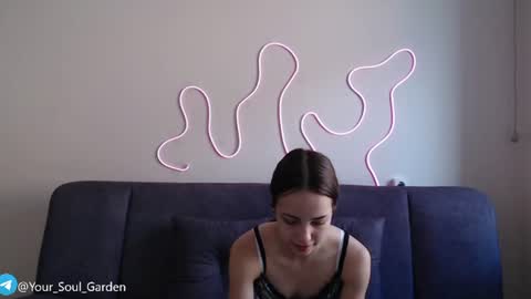 Snapshot of your_soul_garden chatting on July 2026 12:13:01 AM Zoe online show from July 2026 12:13:01 AM