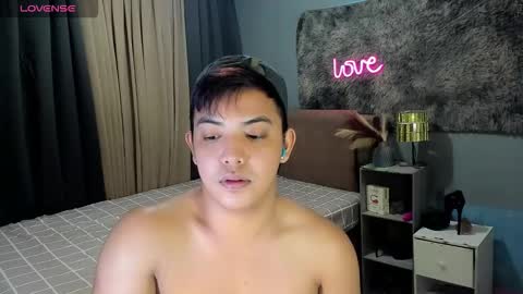 Snapshot of yourasian_bradley chatting on February 2026 05:03:02 AM yourasian_bradley online show from February 2026 05:03:02 AM