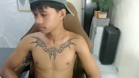 Snapshot of yourasian_eric chatting on July 2026 05:10:02 AM yourasian_eric online show from July 2026 05:10:02 AM