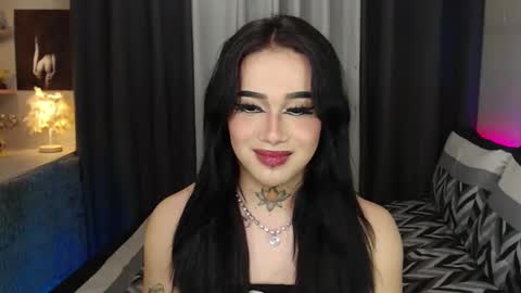 Snapshot of yourasiancockisontop chatting on January 2025 09:54:01 PM kim online show from January 2025 09:54:01 PM