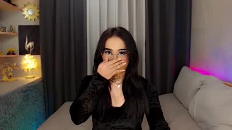 Snapshot of yourasiancockisontop chatting on January 2025 11:13:01 PM kim online show from January 2025 11:13:01 PM