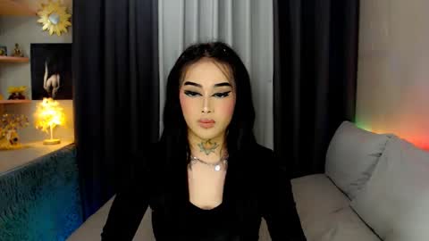 Snapshot of yourasiancockisontop chatting on January 2025 12:41:02 PM kim online show from January 2025 12:41:02 PM