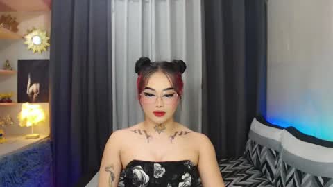 Snapshot of yourasiancockisontop chatting on February 2025 02:27:02 PM kim online show from February 2025 02:27:02 PM