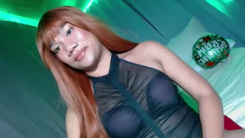 Snapshot of yourasiandream22 chatting on December 2024 09:41:01 PM Divine online show from December 2024 09:41:01 PM