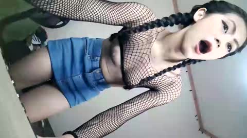 Angel online show from February 2025 10:20:02 PM