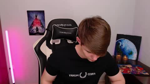 Billy online show from December 2024 02:20:02 AM