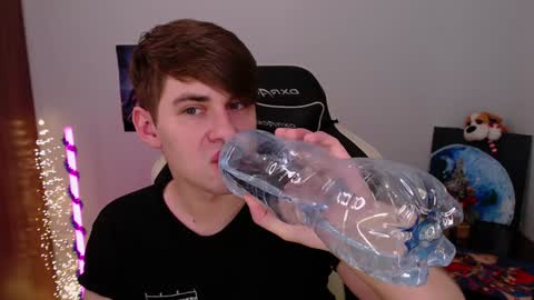 Billy online show from December 2024 06:00:02 AM