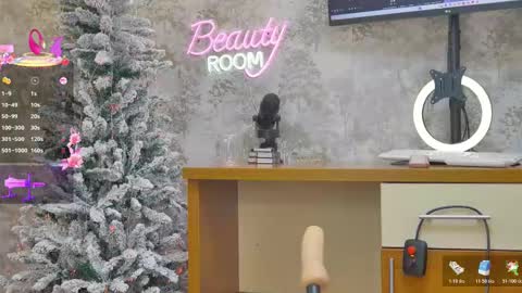 Anna online show from December 2025 08:06:02 PM