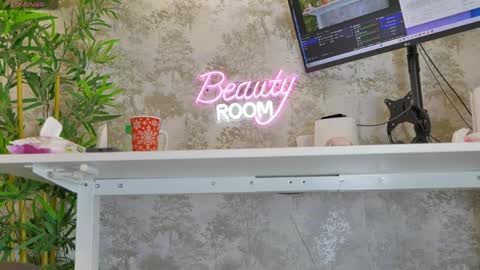 Anna online show from April 2026 07:11:02 PM