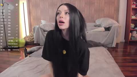 Mary online show from October 2025 09:35:02 AM