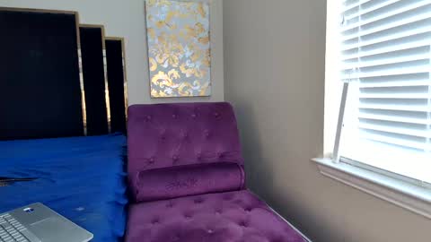 Horny Hotwife Wants To Play online show from October 2025 04:37:01 PM