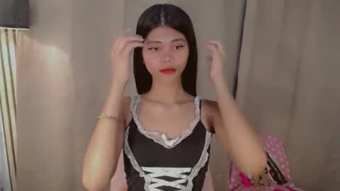 Vivian online show from April 2026 10:15:02 PM