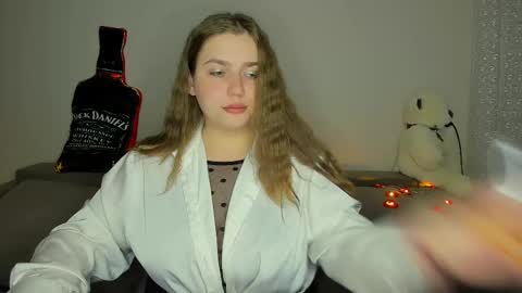 yourgem__ online show from February 2025 08:03:01 PM