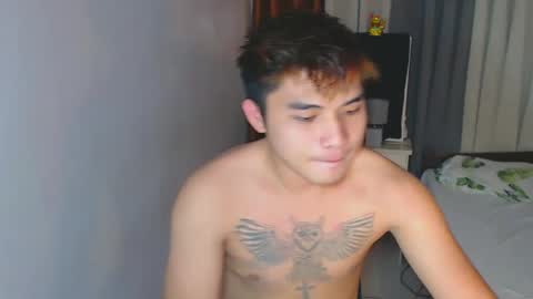 Snapshot of yourhandsome_hunk chatting on January 2025 11:09:02 AM Paul online show from January 2025 11:09:02 AM