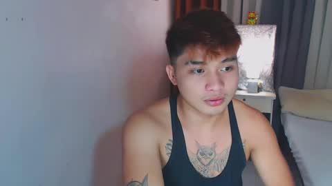 Snapshot of yourhandsome_hunk chatting on February 2025 05:20:02 PM Paul online show from February 2025 05:20:02 PM