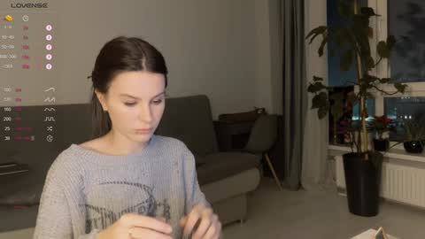 Aida online show from December 2024 12:16:02 PM