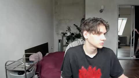 Aida online show from November 2025 08:15:01 AM