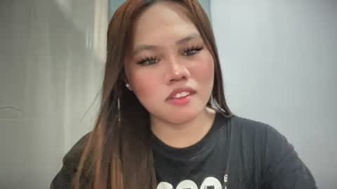 Snapshot of yourhotgirl_lyn chatting on July 2026 07:32:02 AM yourhotgirl_lyn online show from July 2026 07:32:02 AM
