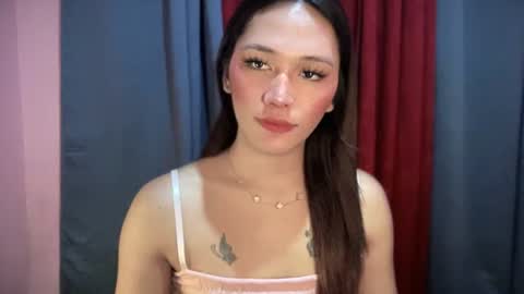 Snapshot of yourhotlove_jamellaxxx chatting on November 2025 06:24:02 PM LOVING JAMMELA online show from November 2025 06:24:02 PM