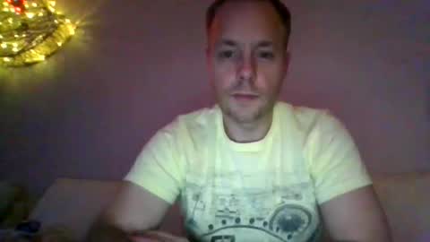 yourlove8523 online show from December 2025 08:41:01 AM