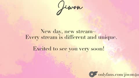 Snapshot of yourlovelykgirlfriend chatting on July 2026 10:01:02 PM J i w o n online show from July 2026 10:01:02 PM