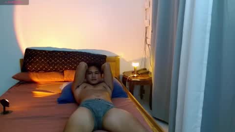 Snapshot of yourmrsam chatting on November 2025 03:56:02 PM Sam 3 online show from November 2025 03:56:02 PM