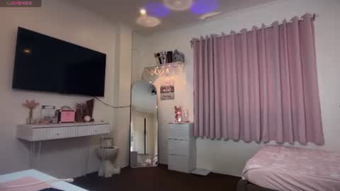 Snapshot of yournaughtyprincessx chatting on June 2026 07:45:02 AM yournaughtyprincessx online show from June 2026 07:45:02 AM