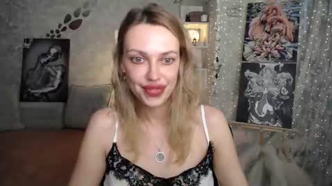 Snapshot of yournickyadamidi chatting on June 2026 12:32:02 AM Nicky online show from June 2026 12:32:02 AM