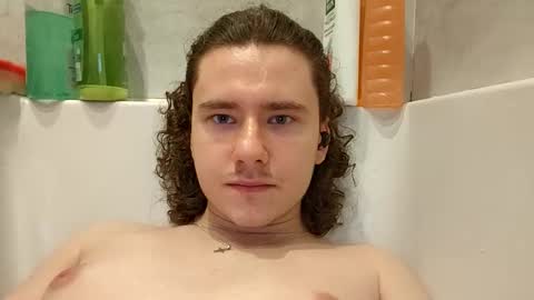 Snapshot of yourpantyhosesla_ve chatting on November 2025 02:00:02 AM Nylon slave online show from November 2025 02:00:02 AM