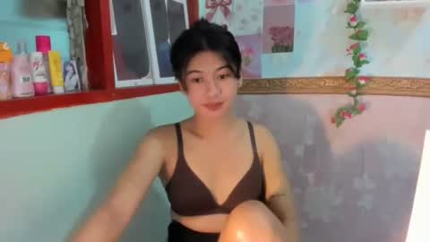 Snapshot of yourprettytrish chatting on May 2026 06:38:01 PM Trish online show from May 2026 06:38:01 PM