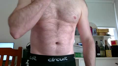 yourretroguy online show from November 2025 02:14:01 AM