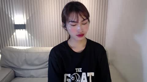    online show from December 2025 01:44:01 AM