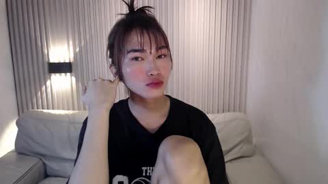    online show from December 2025 01:01:02 AM