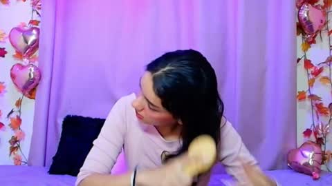 Snapshot of yoursexy18lover chatting on January 2026 07:57:02 AM Lina and roberth online show from January 2026 07:57:02 AM