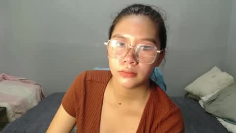 yoursexy_reb online show from January 2026 02:14:01 AM